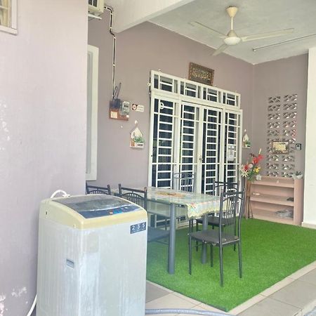 Homestay Zalida D Musleem Alor Gajah Luaran gambar