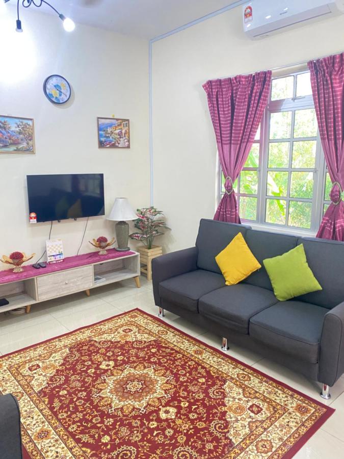 Homestay Zalida D Musleem Alor Gajah Luaran gambar